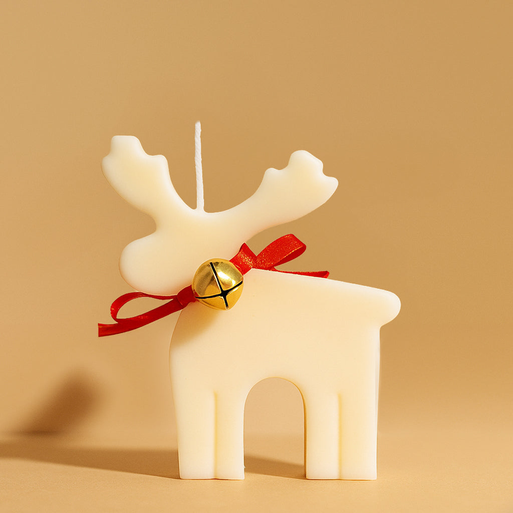 Handmade Reindeer Christmas Candle made from soy wax with a gingerbread scent.